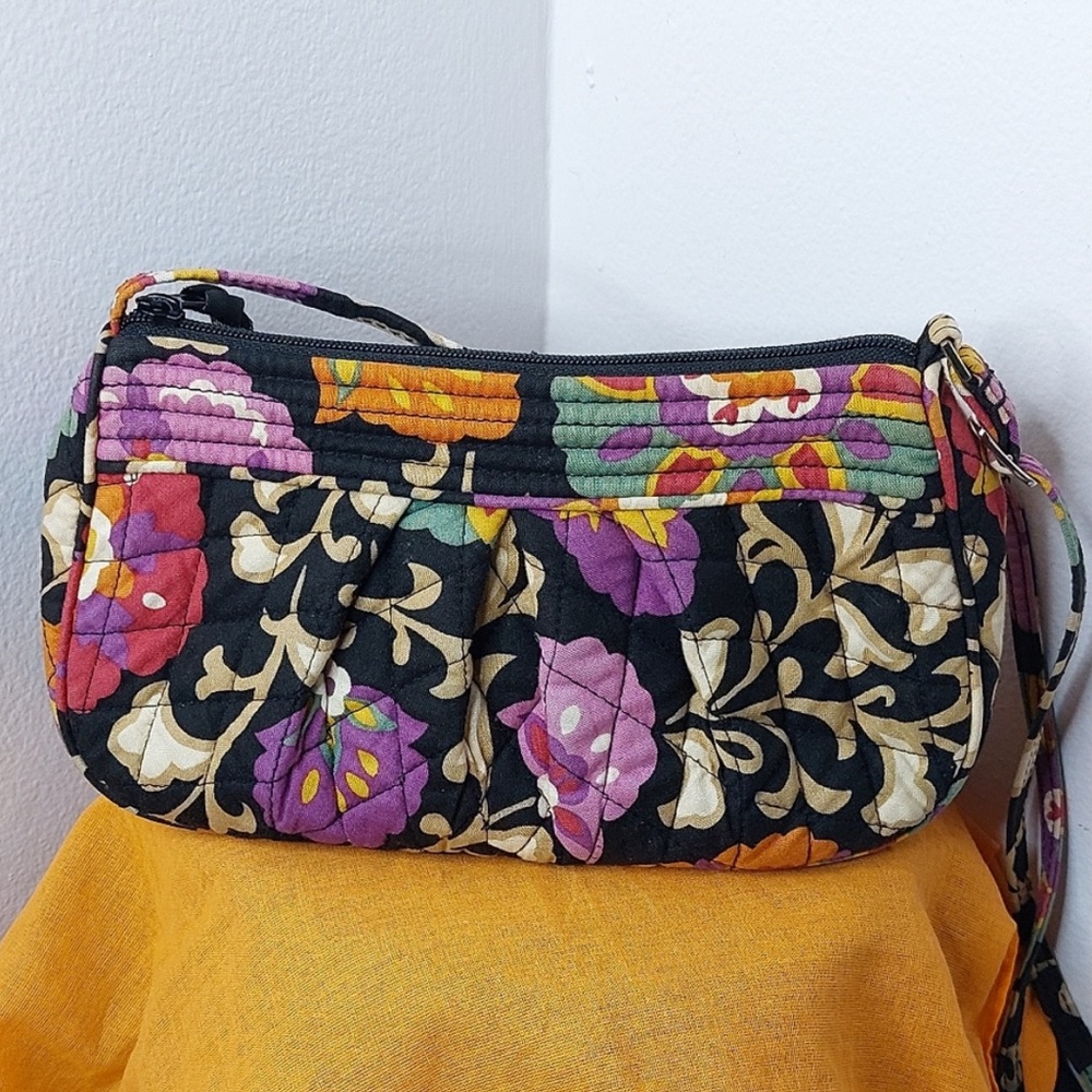Vera Bradley Suzani Pattern (Retired) Frannie Crossbody Shoulder Bag Floral Bag